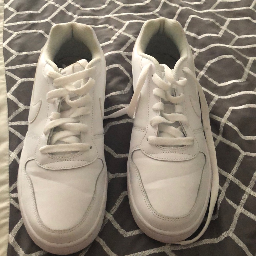 Brand new ebernon Nike shoes